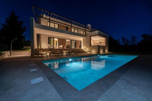 Heki Villa | Villa Castanea