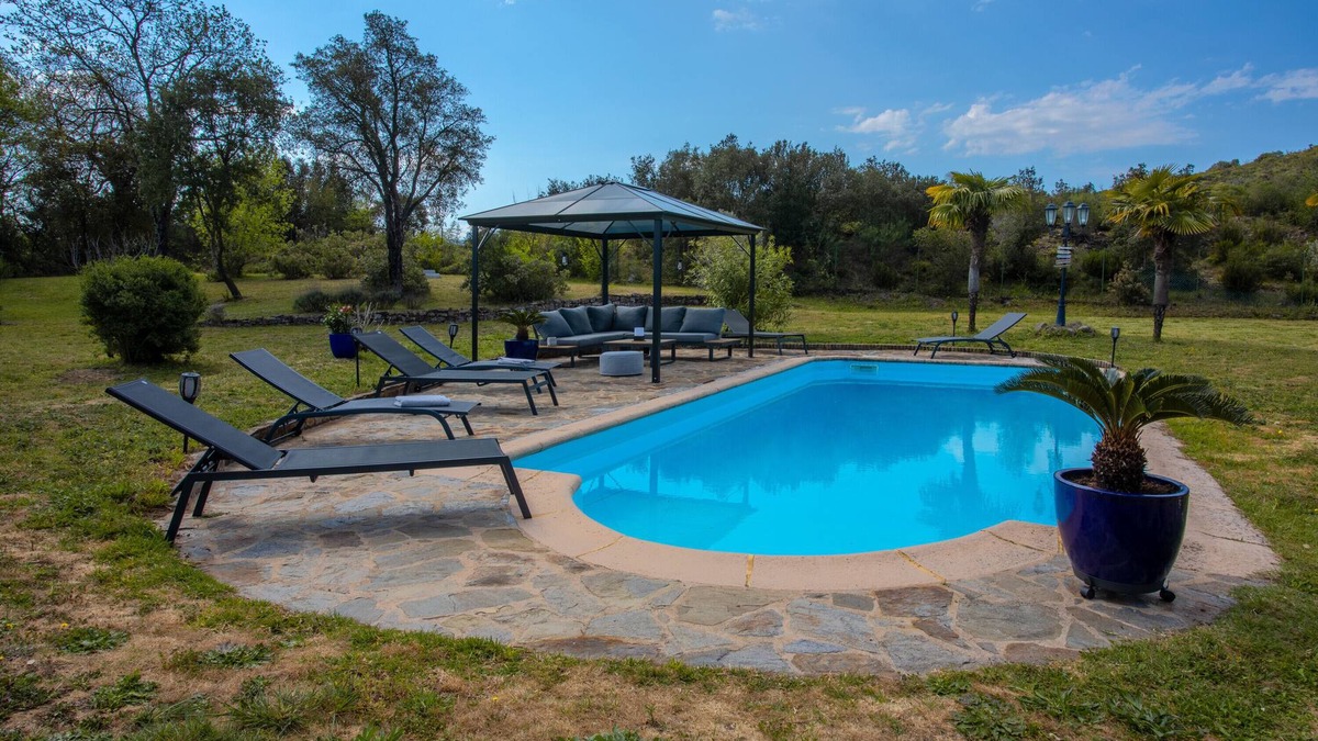 Le Muy Villa | Villa "Catalpa" with Private Pool & Wi-Fi