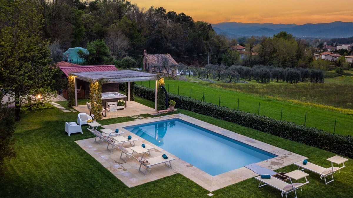 Pieve di Compito Villa | VILLA CATIA Farmhouse. 3 Luxury Bedrooms, a Pool, a Jacuzzi and a Dream-Like Getaway Experience