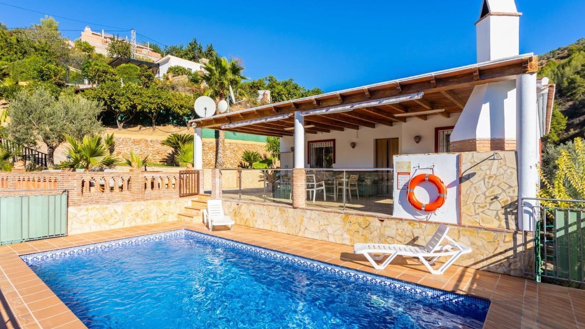 Nerja Villa | Villa Cecilia Large Private Pool, A/C, WiFi