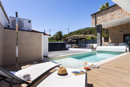El Rosario Villa | Villa Celestina lujo y piscina climatizada en plena naturaleza