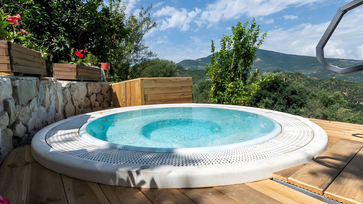 Stella Cilento Villa | Villa 'Cerasella' with Mountain View, Wi-Fi and Air Conditioning