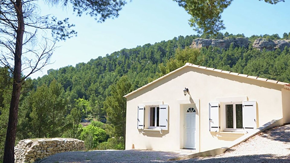 Fontaine-de-Vaucluse Bed & Breakfast | Villa Chante Coucou "Gite Chocolat"