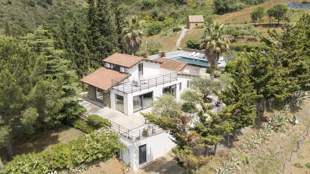 Pollina Villa | Villa Charme 6 by Massimo Villas