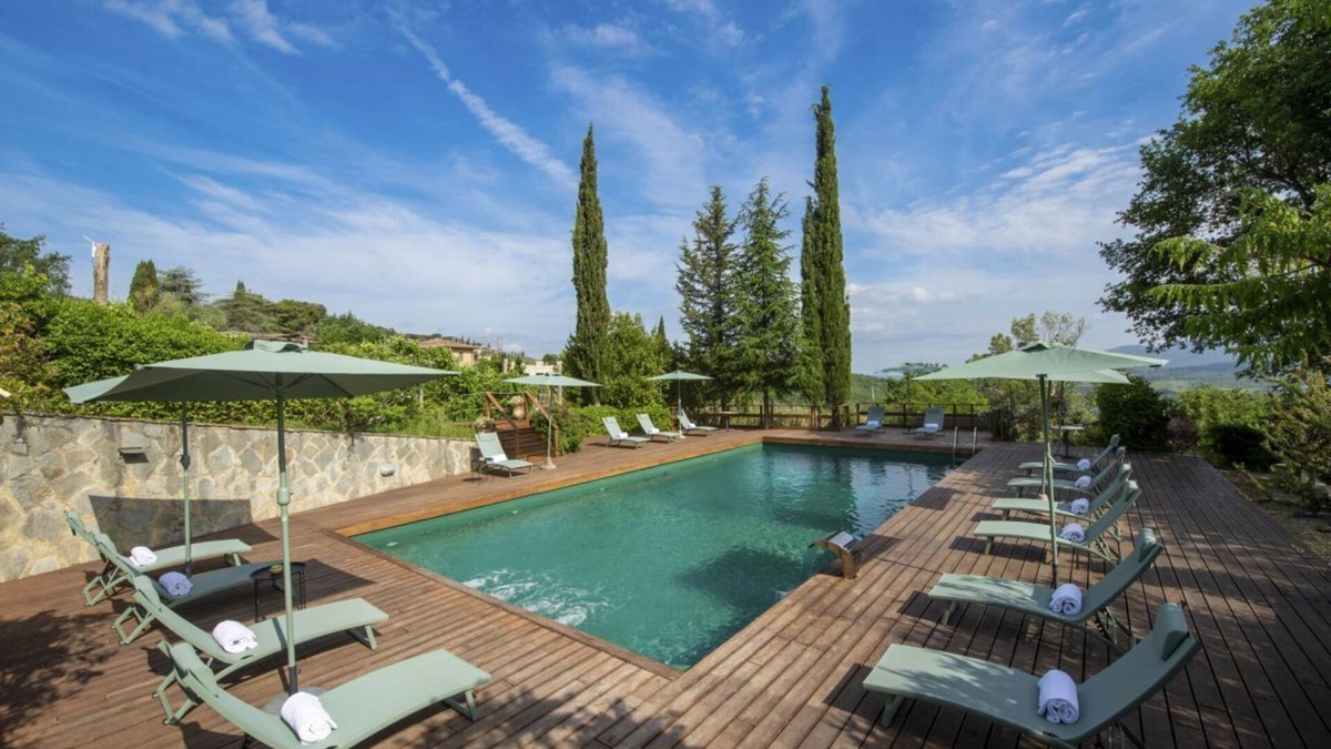 Panzano in Chianti Villa | Villa Chianti | Luxury Pool, Jacuzzi Tub, Sauna and Chromoterapy
