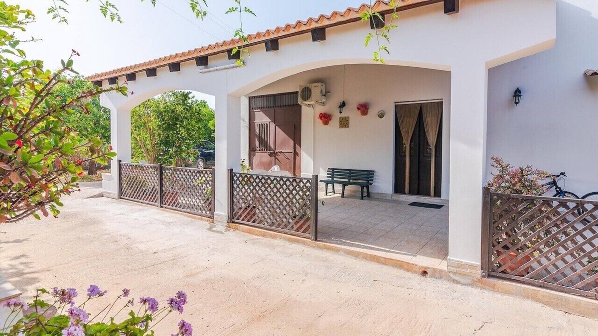 Noto Villa | Villa Chiara Oasis of Vendicari Noto CIN IT089013C27MXGG6LB Cir 19089013C207445