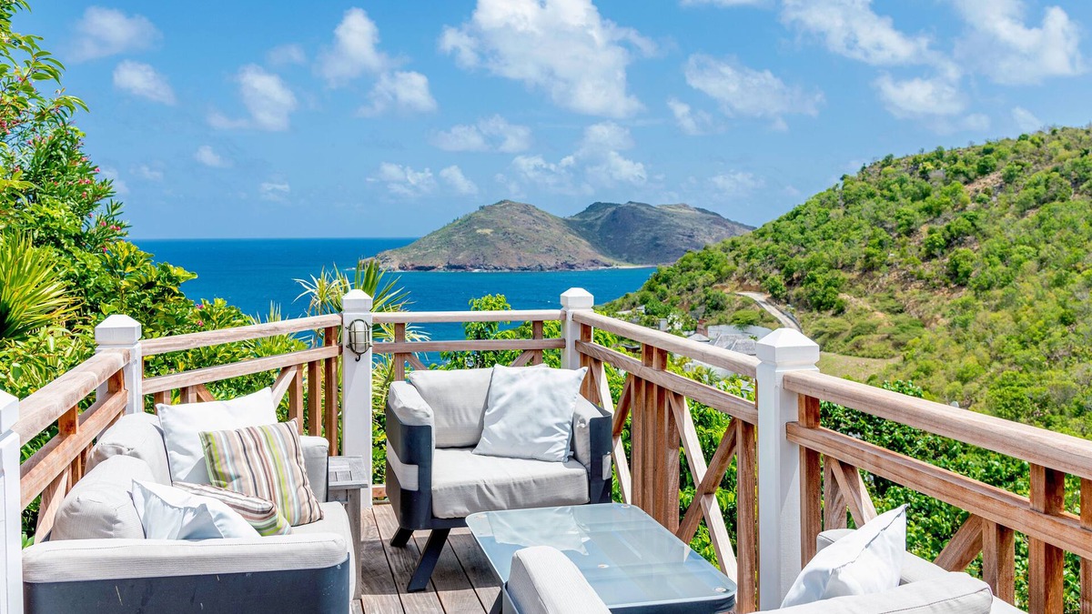 Terre Neuve Villa | Villa Chouchou: Affordable 3 Bedroom Villa with Private Heated Pool & Jacuzzi!