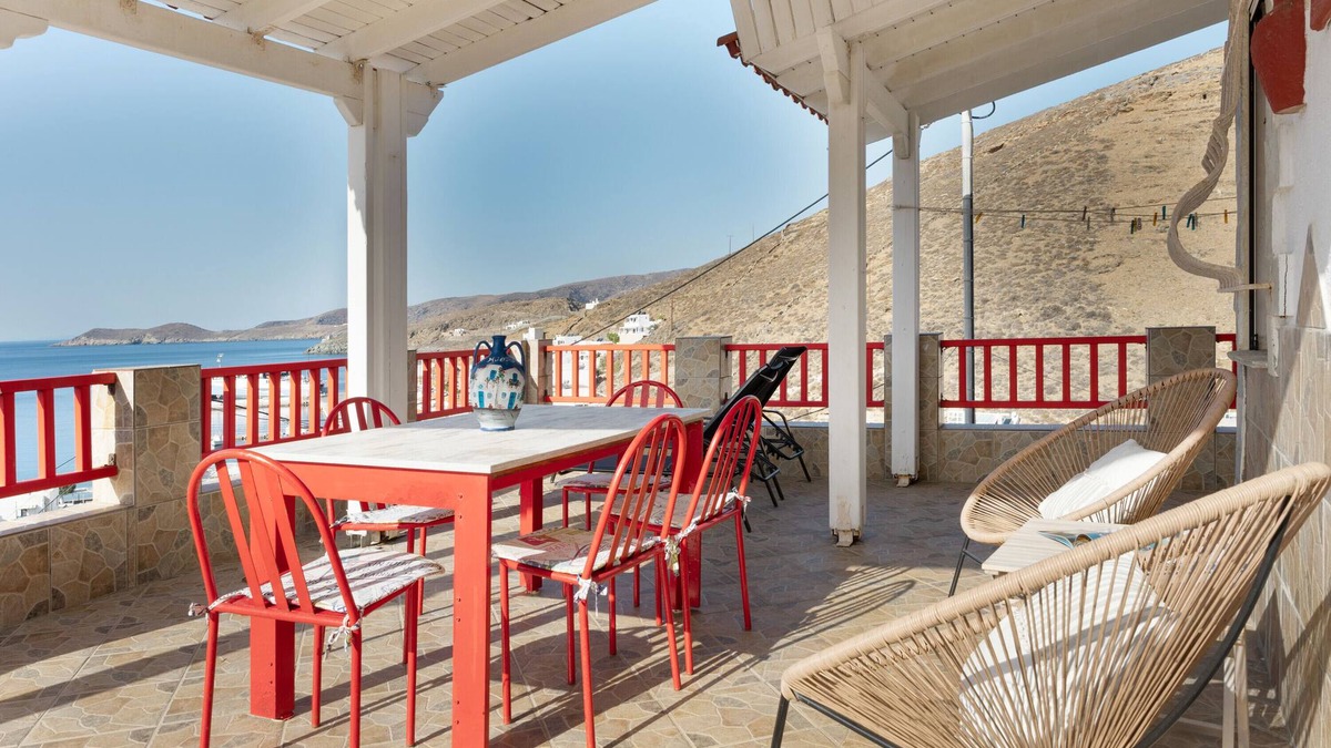 Merichas Villa | Villa 'Christina 2 Kythnos' with Sea View, Wi-Fi and Air Conditioning