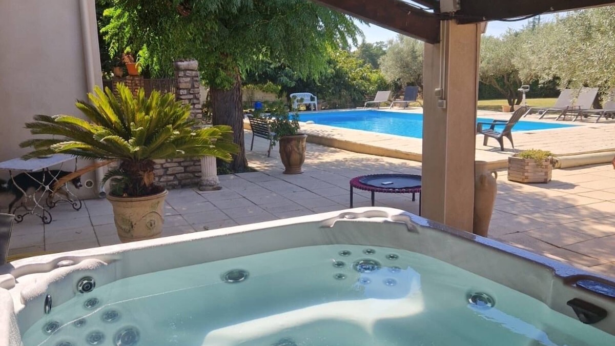 Tresques Villa | Villa Christine