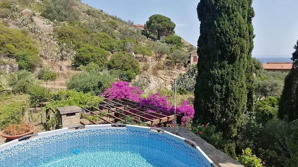 Giglio Porto Villa | Villa Cipresso, *Free Parking*, Giglio Island