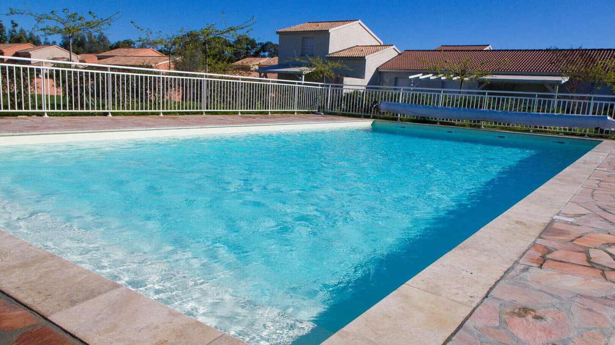 Prunete House | Villa Climatisée T3 Piscine Chauffée Accès Direct à la Plage de Prunete