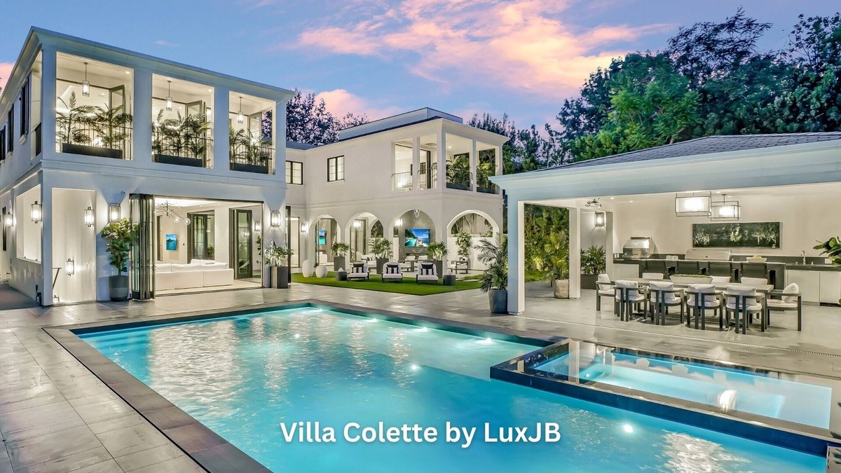 The Flats Villa | Villa Colette by LuxJB 🏆 Beverly Hills Flats Mega Mansion 🏆 Sleeps 18 🏆 9 Beds