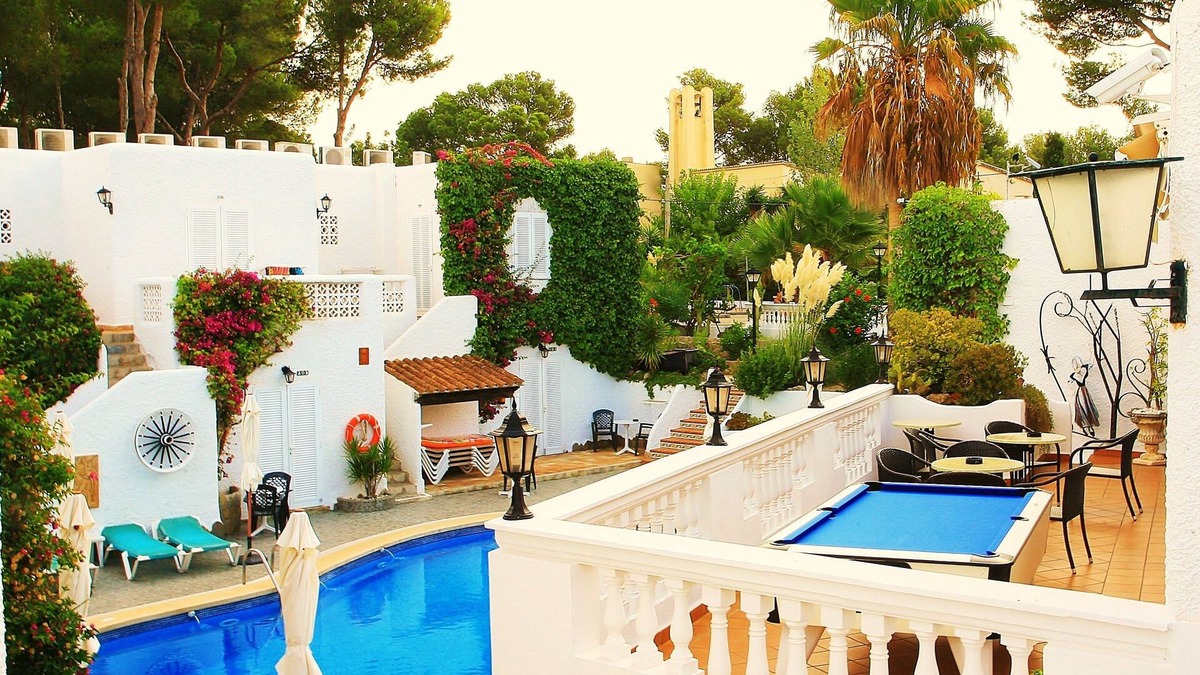 Peguera Bed & Breakfast | Villa Columbus