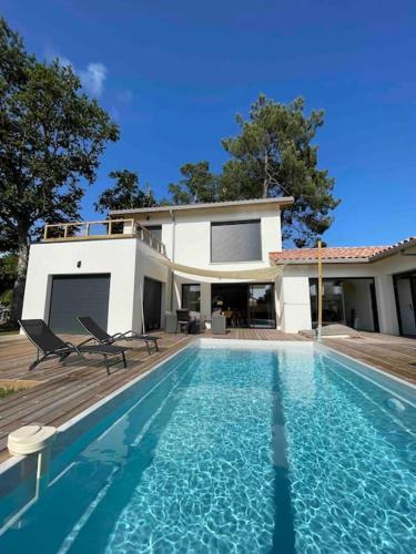 Lit-et-Mixe House | Villa confort piscine chauffée*/10KM CONTIS Plage