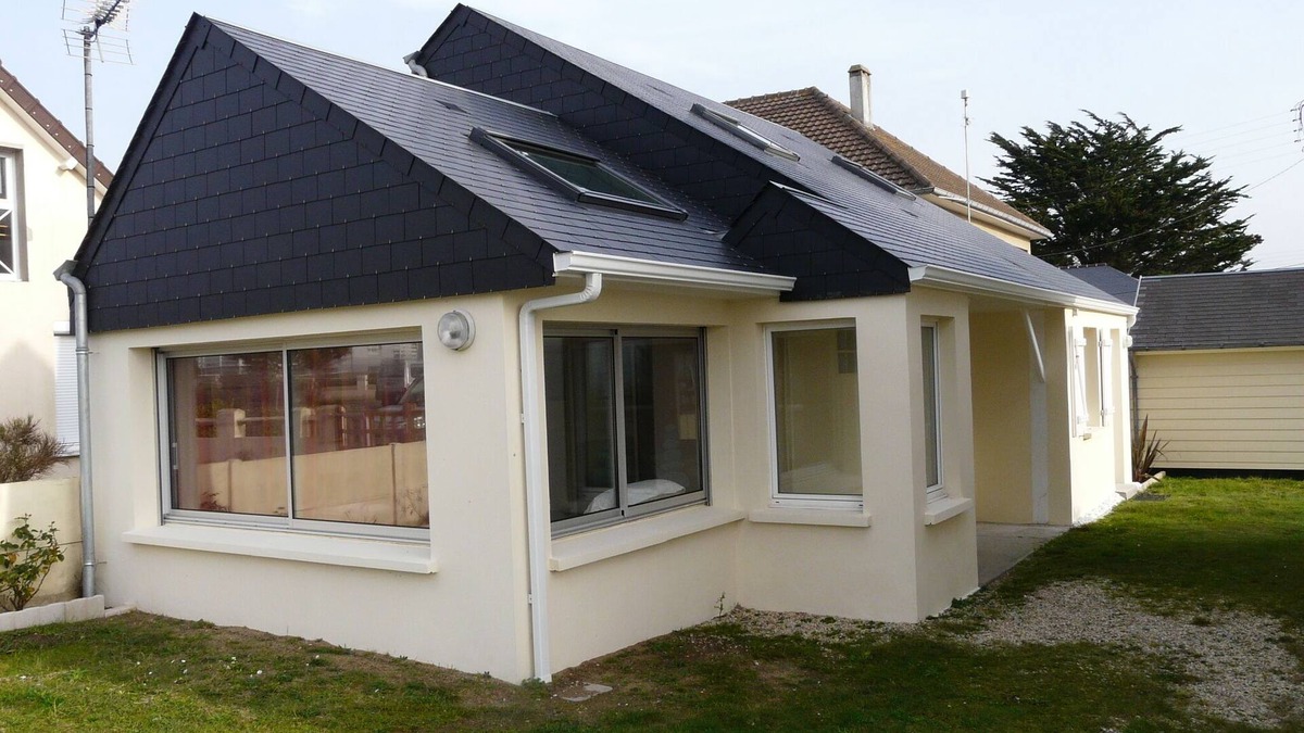 Saint-Martin de Brehal House | Villa Coudeville/beach (St-Martin-de-Bréhal), 2 bedrooms, 30 m. Of the beach