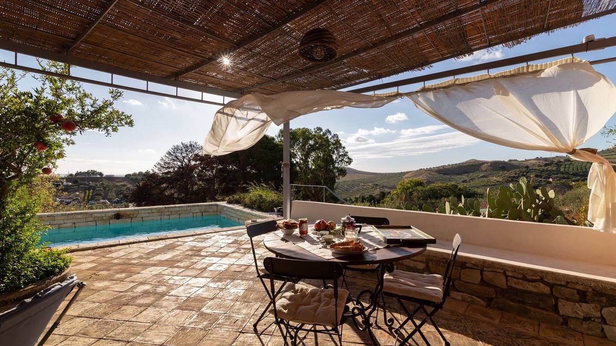 Ballata Villa | Villa 'Covo D Amuri' with Private Pool, Wi-Fi and Air Conditioning