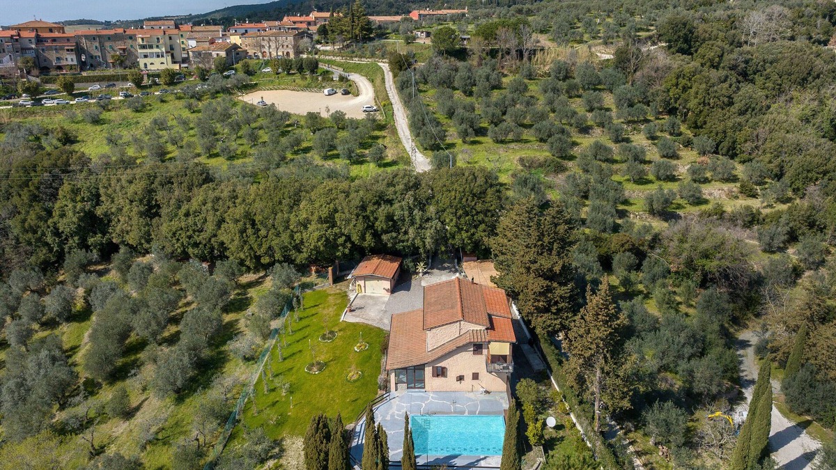 Riparbella Villa | Villa "Cristina" with sea view, private pool and Wi-Fi