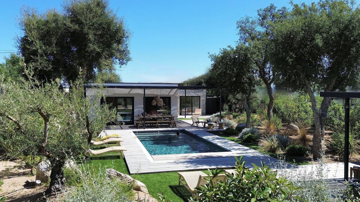 Sainte-Lucie-de-Porto-Vecchio Villa | Villa D'architecte "casa Verde". Plage 700 Mètres