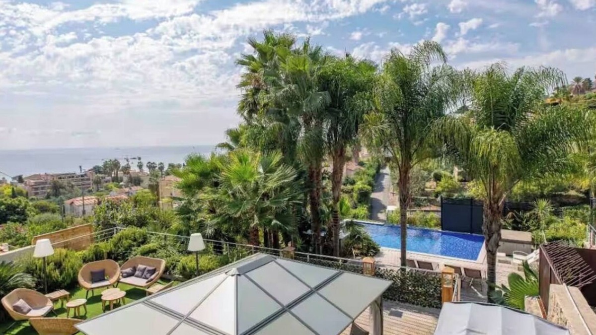 Golfe Juan Villa | Villa D&D sea view