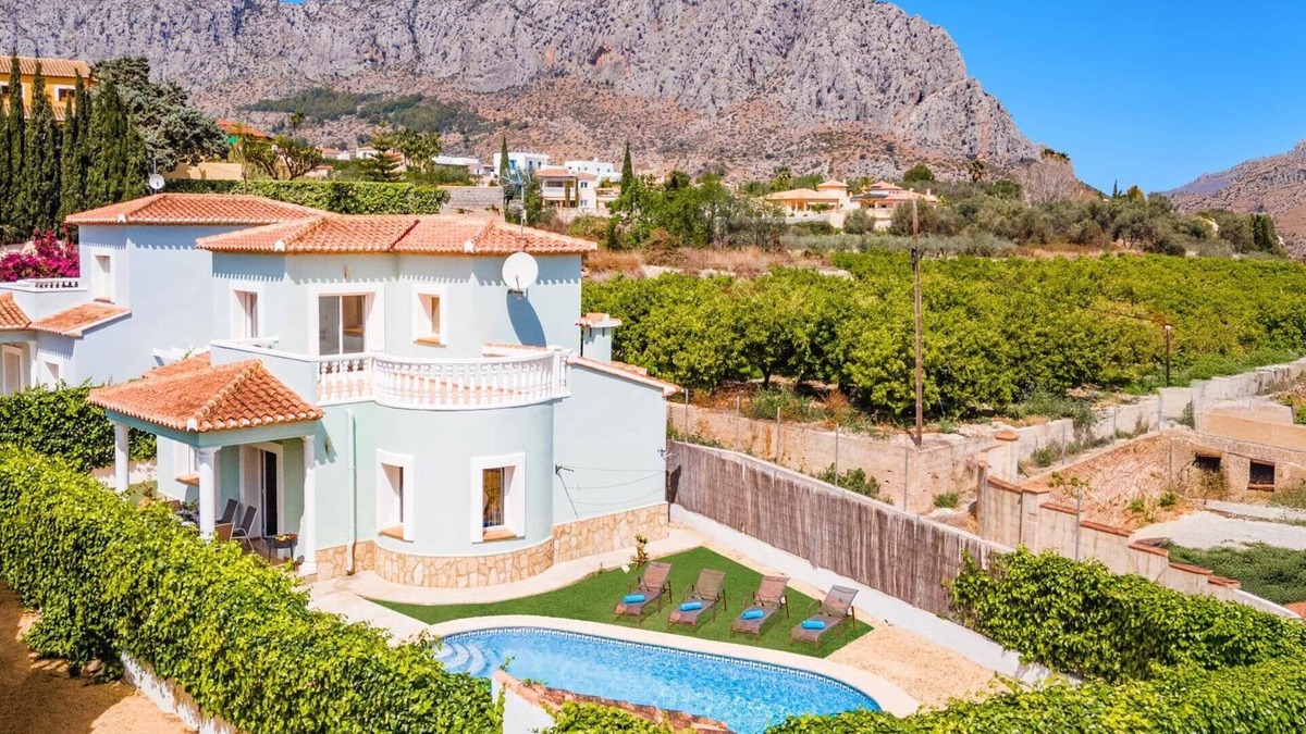 Beniarbeig Villa | Villa Dalia by Villa Plus