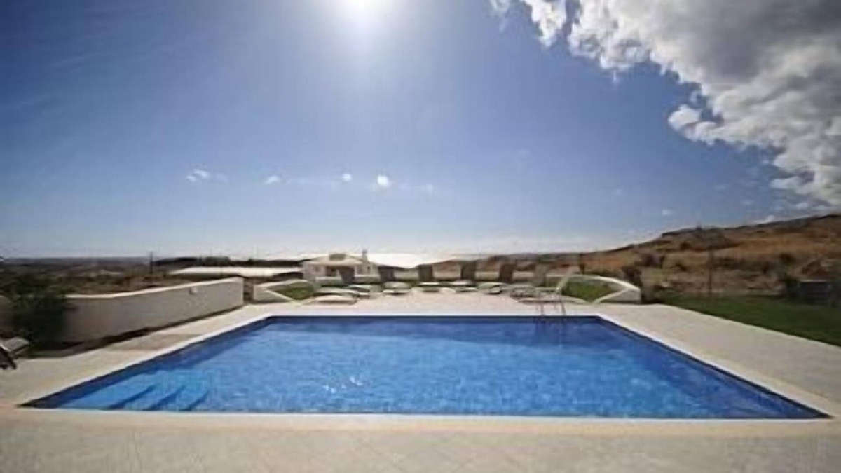 Makry Gialos Villa | "Villa Danae" - Luxury Private Villa - Heated Pool, Sea Views, BBQ - sleeps 11