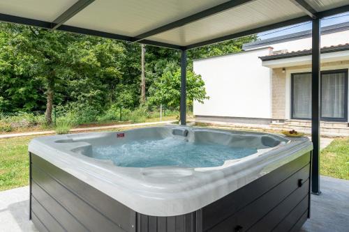 Kozljani Villa | Villa DE Luna Istra,whirlpool