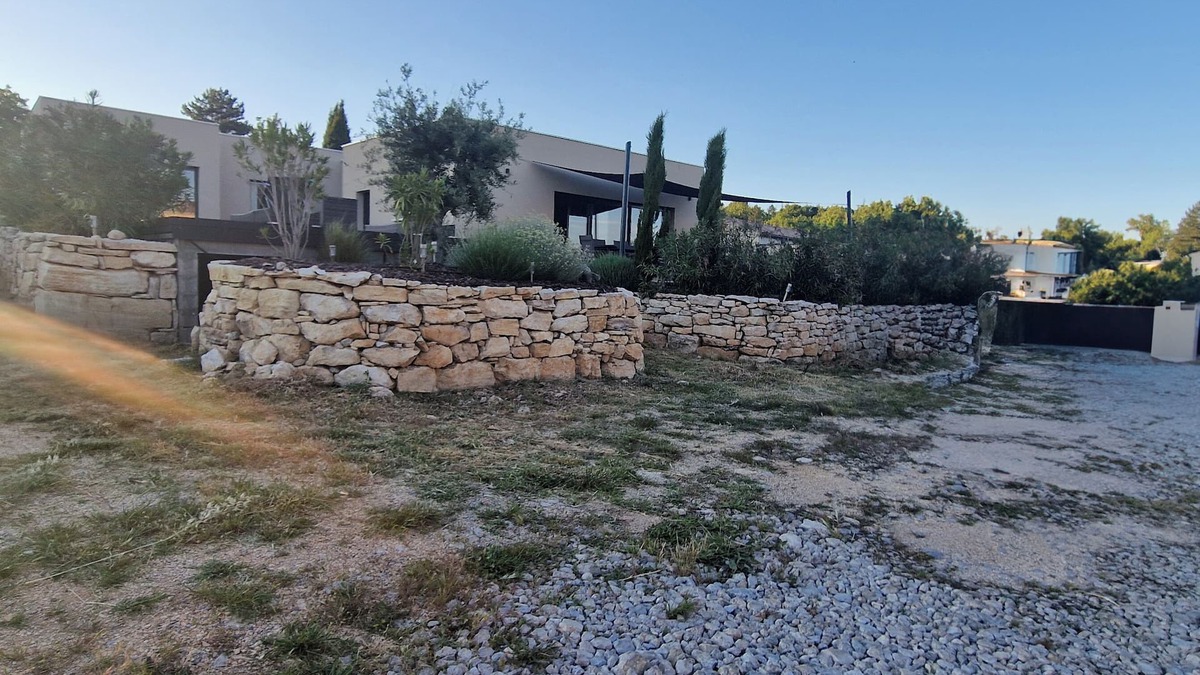 Reillanne Villa | Villa de Pierrefeu, lavender and old stones in the heart of the Luberon