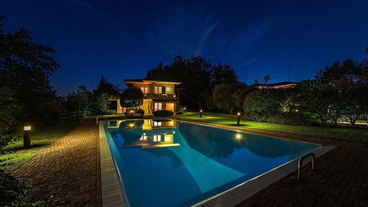 Soiano del Lago Villa | Villa dei Salici con piscina by Wonderful Italy