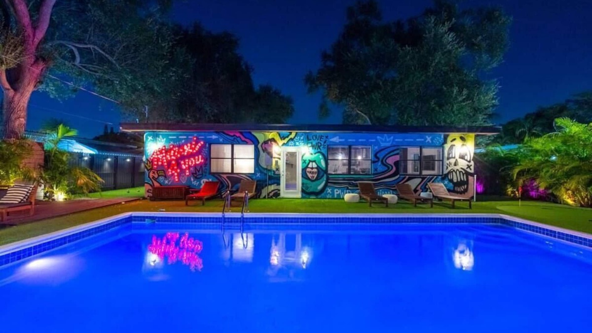 North Miami House | Villa del Mar | Stylish Pool