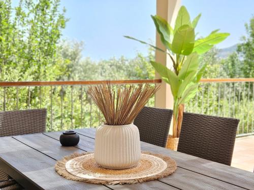 Monopari Villa | Villa Del Monte