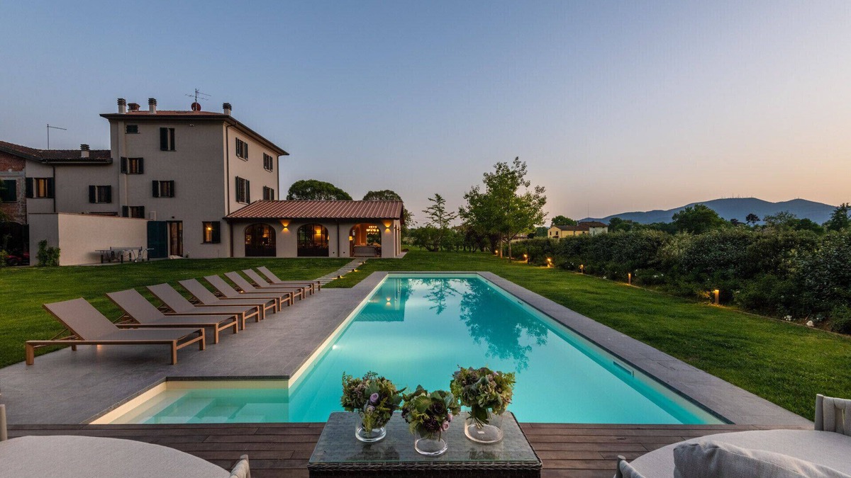 Orentano Villa | Villa del Nonno, Luxury Tuscan Farmhouse with Private Pool close to Lucca, Pisa and Florence