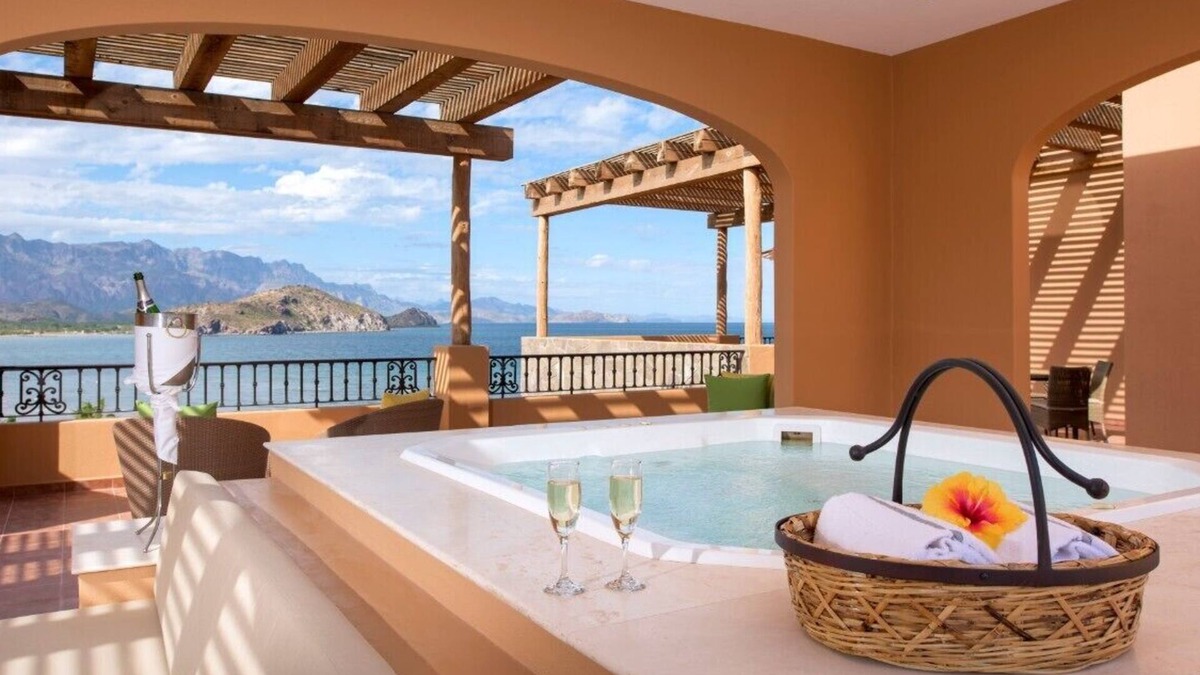 Loreto Resort | Villa del Palmar Resort at the Islands of Loreto - Danzante Bay 3-bedroom/4 bath