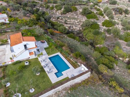 Afragola Villa | Villa Della Serenità