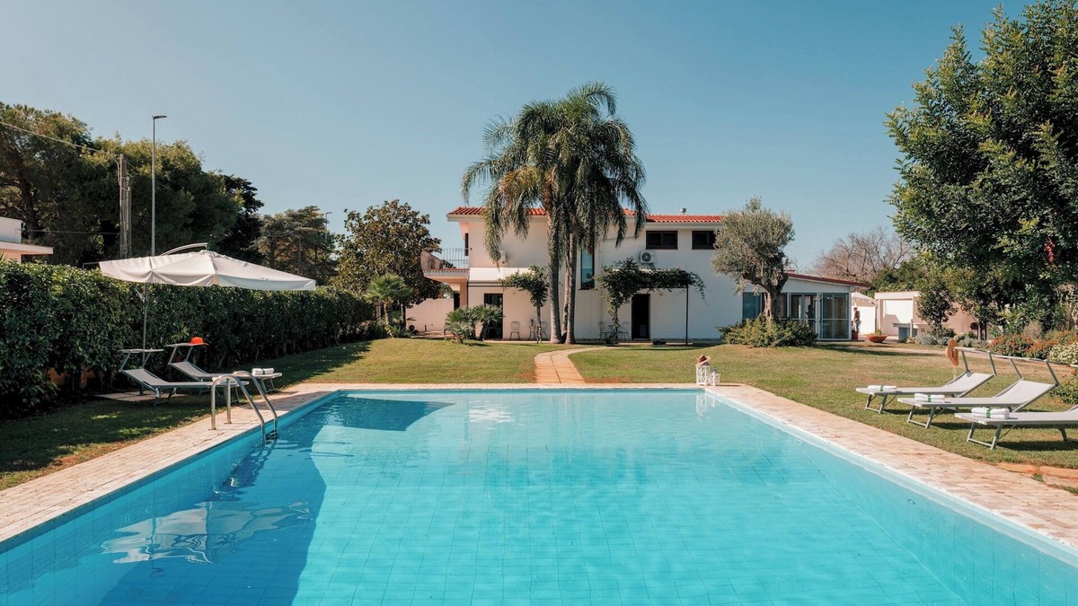 Casarano Villa | Villa Demal 8+2, Emma Villas