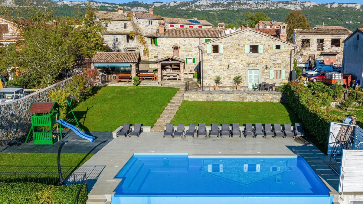 Buzet Villa | Villa Denis Village in Central Istria for 28 people pet friendly complex of 4 stone houses