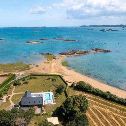 Lanmodez Villa | Villa Design de Luxe, vue Bréhat