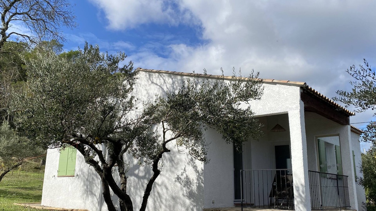 Lorgues Villa | Villa Domaine Estello au Calme à la Campagne Dans un Domaine Viticole