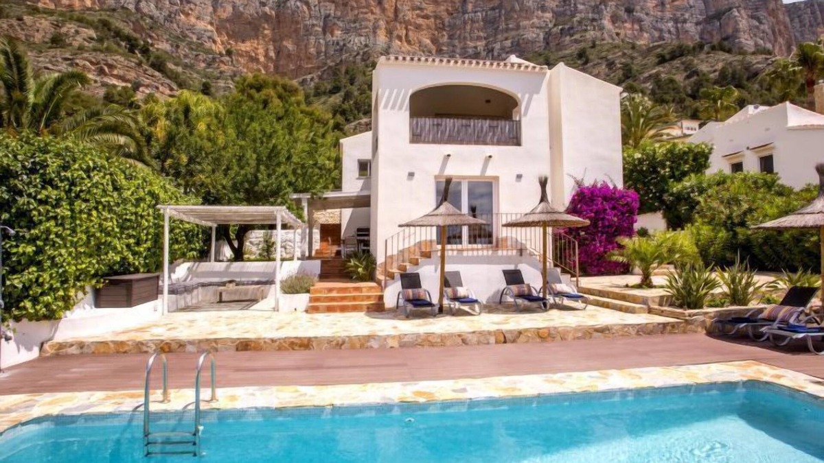 Ermita House | Villa El Camino by Interhome