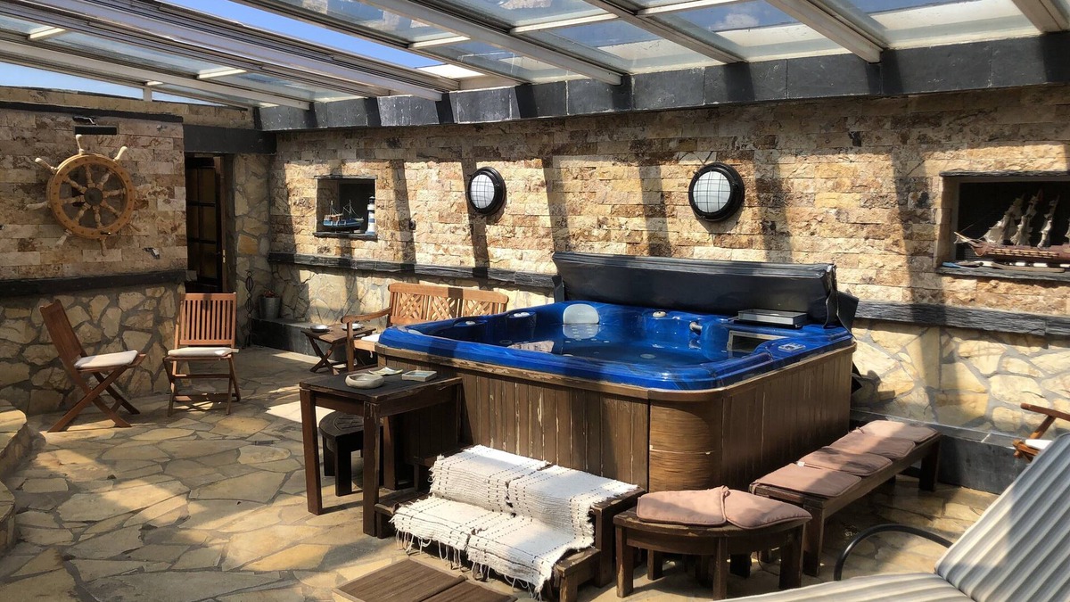 Ciruelas Ski Chalet | Villa EL PLUADOR CASTLE with jacuzzy, pool and beautiful views