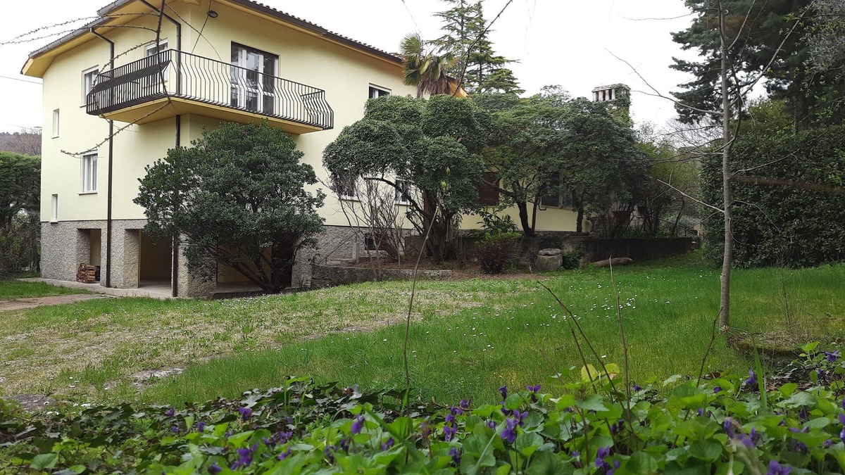 Duino House | Villa - elegant Adriatic style with beautiful garden