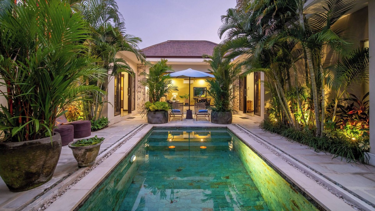 Umalas Villa | Villa Eleni - walk to all of Seminyak's best restaurants and hot spots