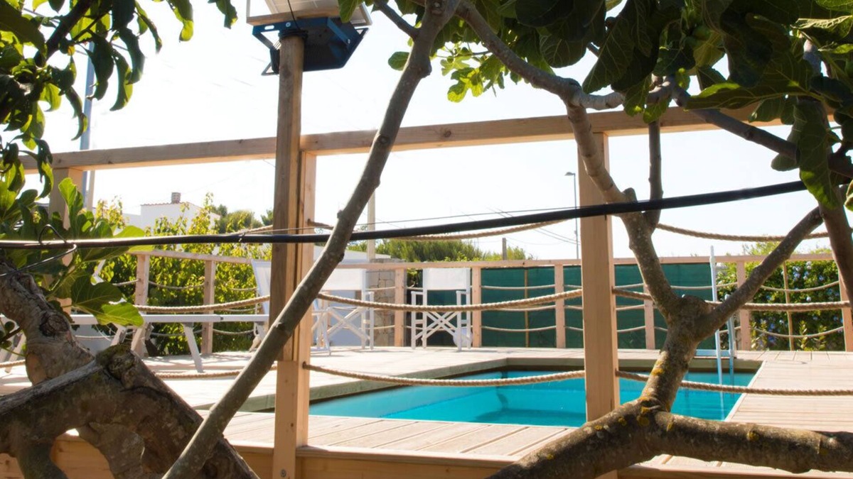 Capilungo Villa | Villa Eleonora Capilungo sea front with pool
