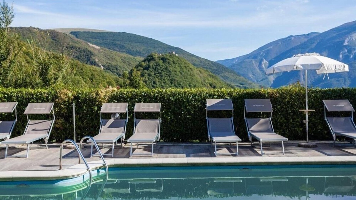 Piobbico Villa | Villa Eufemia - Country farmhouse with pool