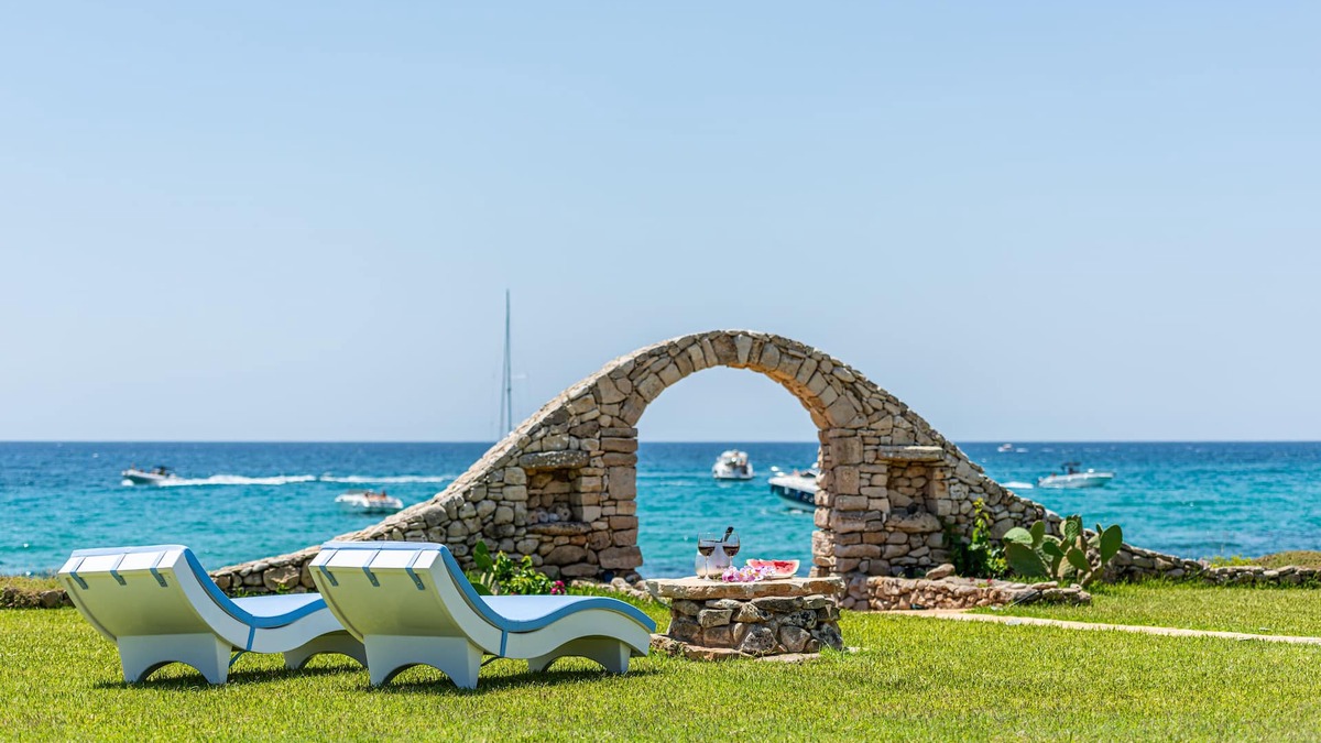Marina di Felloniche Villa | Villa Eva Luxury, on the sea of santa Maria di Leuca Salento .heated pool.