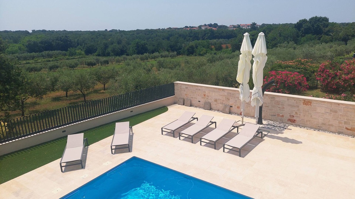 Savudrija Villa | Villa Faro - New dream house, heated pool, games room, bbq, near beaches, Istria