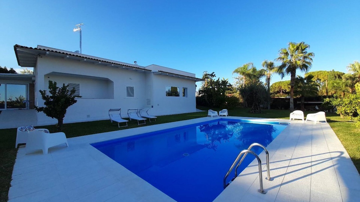 Fontane Bianche Villa | Villa Flavia, Mediterranean charm. Apartment, private pool at100 mt sea