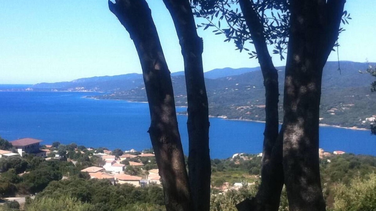 Viggianello Villa | villa-floor Propriano, 2/4 pers, 2km beach 180 ° view of sea and mountains