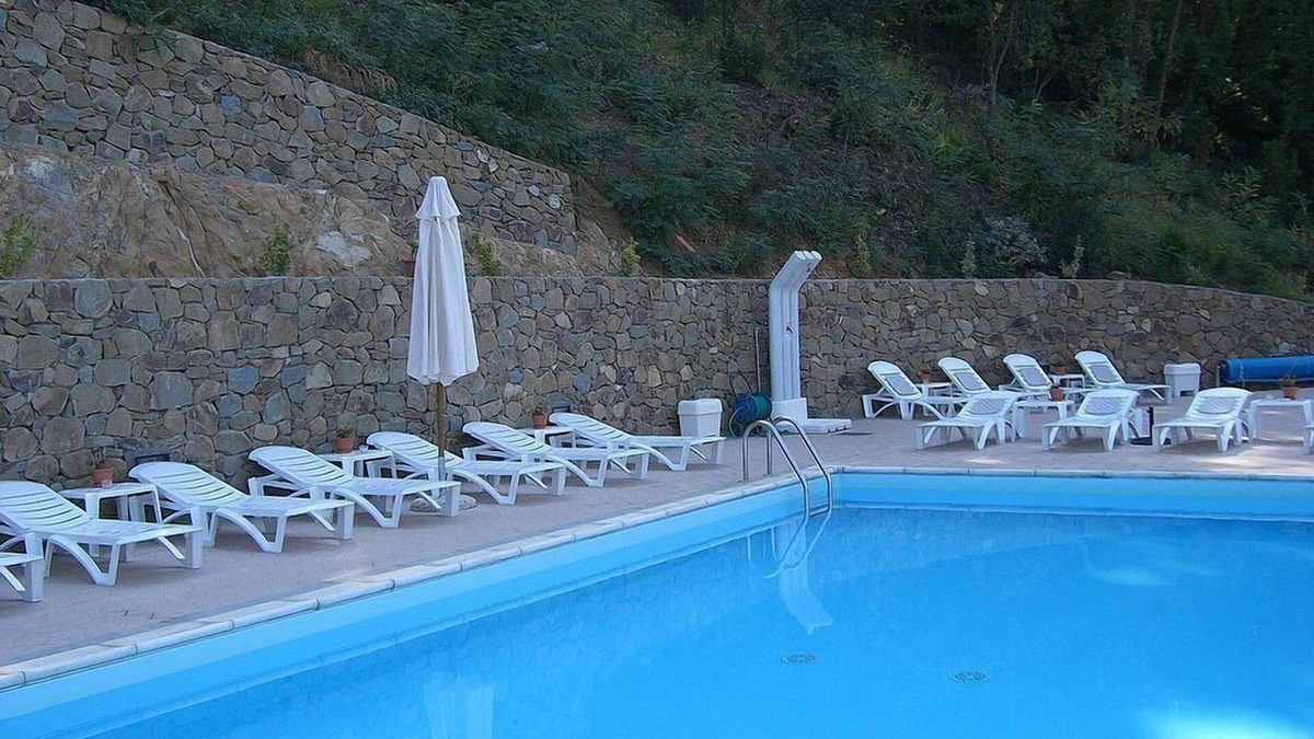 San Baronto House | Villa Floriana F: An elegant and welcoming apartment immersed in a splendid landscape, in the heart of a wonderful little town, with Free WI-FI.