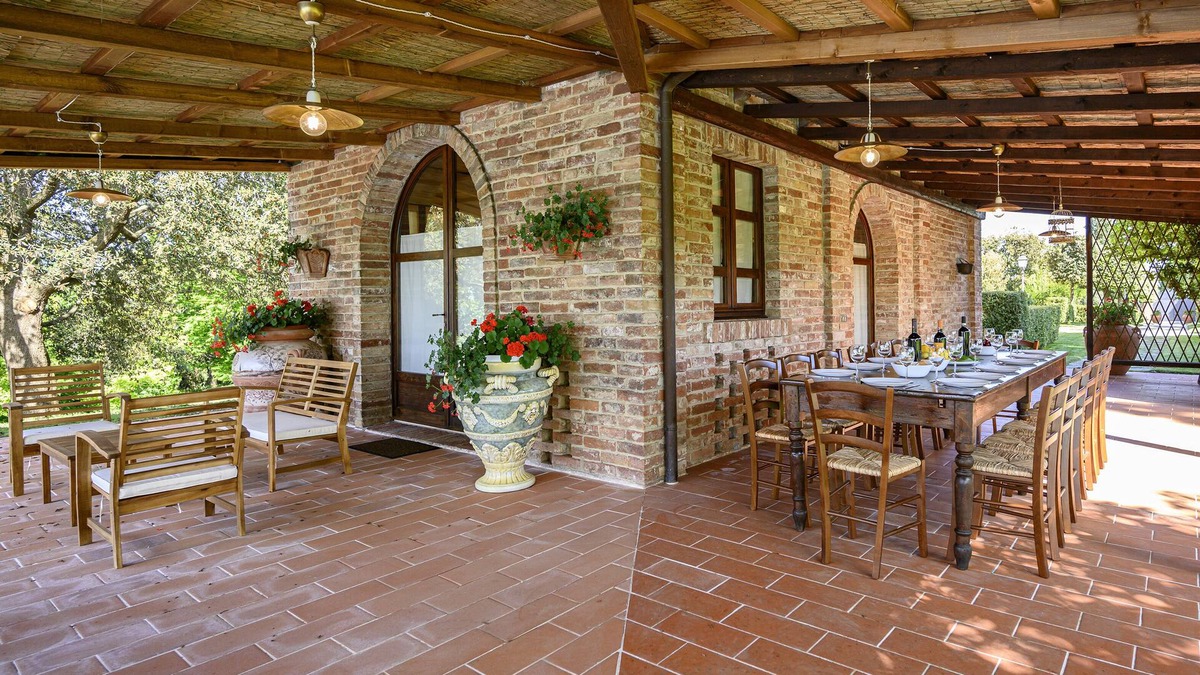 Santarello Villa | Villa for 16 private pool, Montepulciano and Pienza area very close to town.