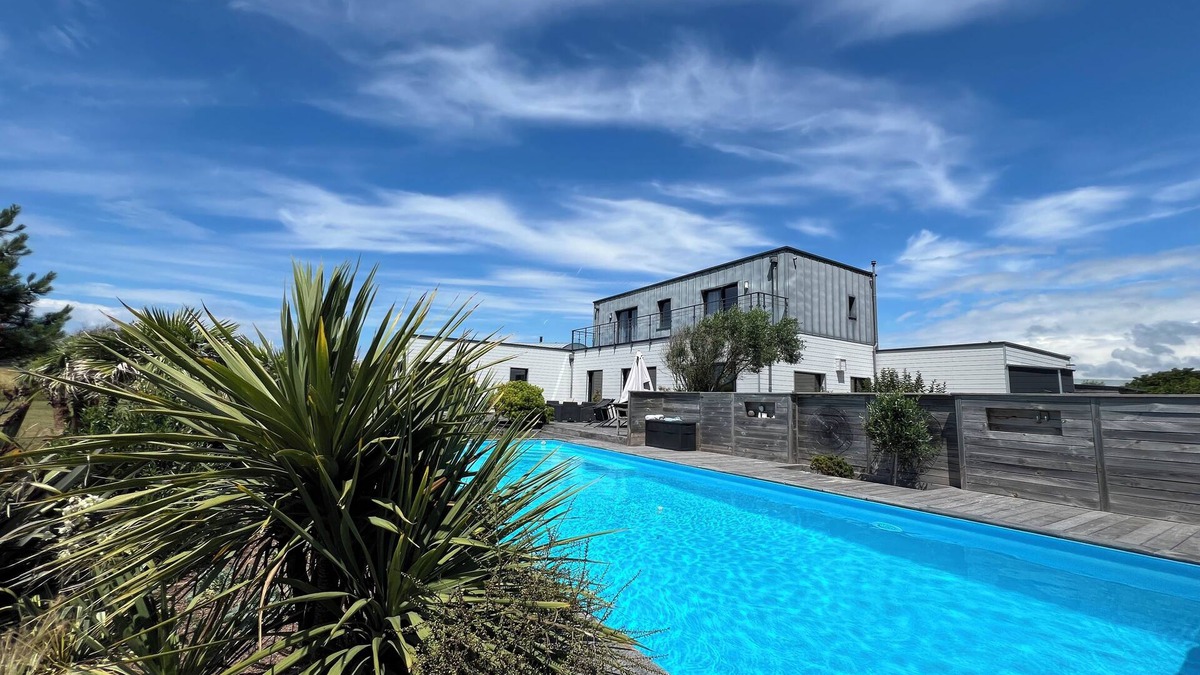 Anneville-sur-Mer Villa | Villa for 8 people with swimming pool